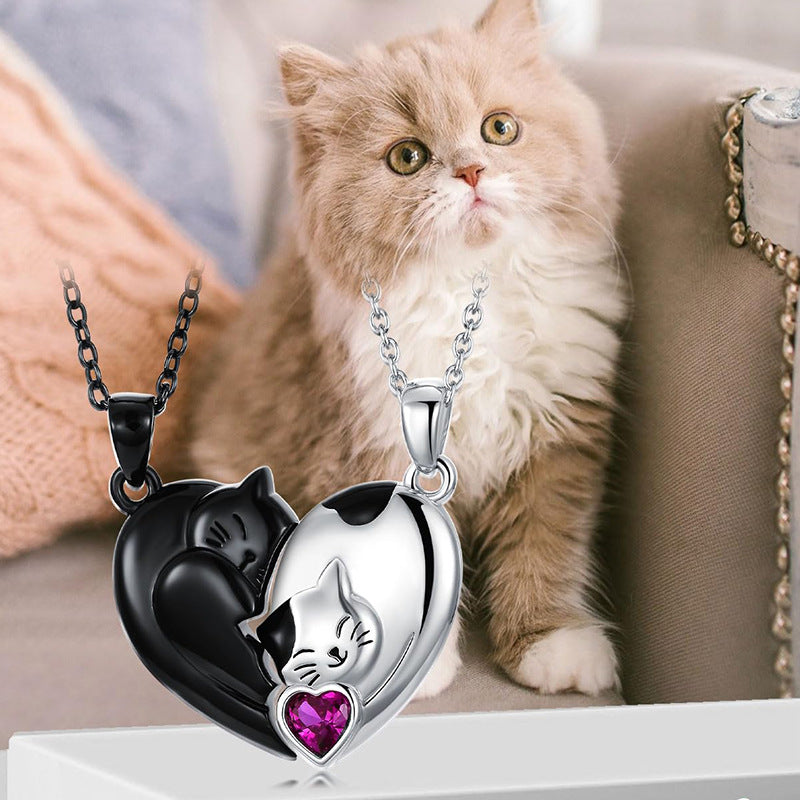 Couple Stitching Love Black And White Hug Cute Pet Cat Couple Pendant Necklace For Women Girls Fashion Exquisite Gift